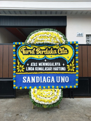 Papan Bunga Duka di Krucil